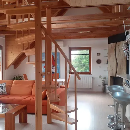 Apartment Sailing House - Vitorlas Vendeghaz *